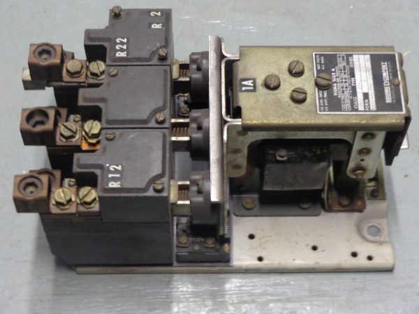 8502-FO-2 SQUARE D SIZE 4 AC CONTACTOR,SQUARE D
