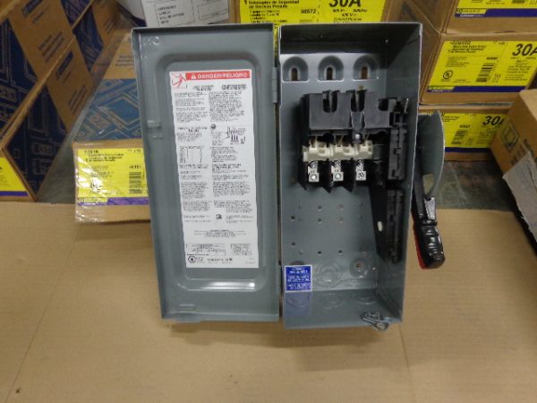 HU361: HEAVY DUTY INDOOR SAFETY SWITCH , SQUARE D