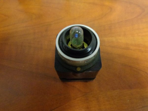 9001-TP1: SQUARE D, PILOT LIGHT ASSEMBLY 120V 60HZ / 110V 50HZ