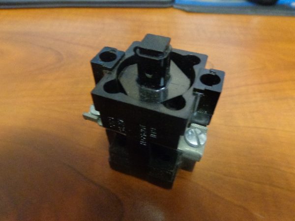 10250H-86-346-3: CUTLER HAMMER, PUSH BUTTON BASE