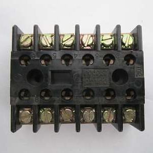 27390J: DUNCO, 12 PIN RELAY SOCKET