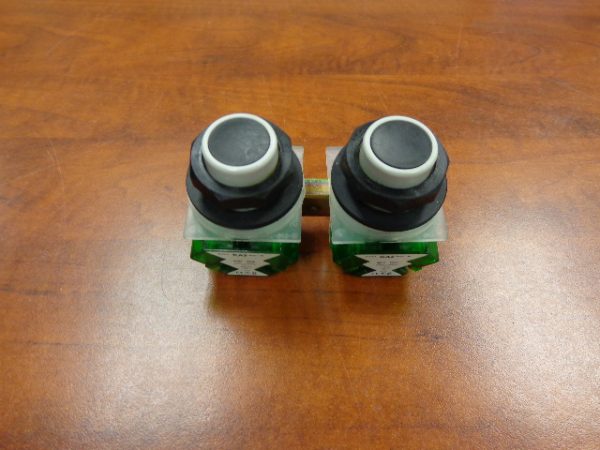 9001-SKRU-1: SQUARE D, INTERLOCKED PUSH BUTTON, 2 MOMENTARY OPERATORS, SERIES H, U.L. TYPE 4, 4X, 13. WITH 9001-KA-2 CONTACT BLOCKS RATED A600 P600.