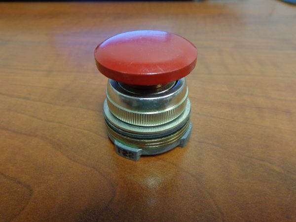 T22A: SYLVANIA, HEAVY DUTY PUSHBUTTON, RED BUTTON, OILTIGHT