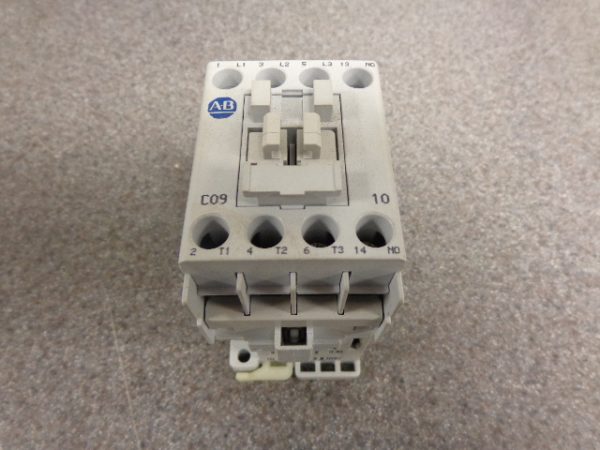 100-C09D10; ALLEN BRADLEY, IEC CONTACTOR
