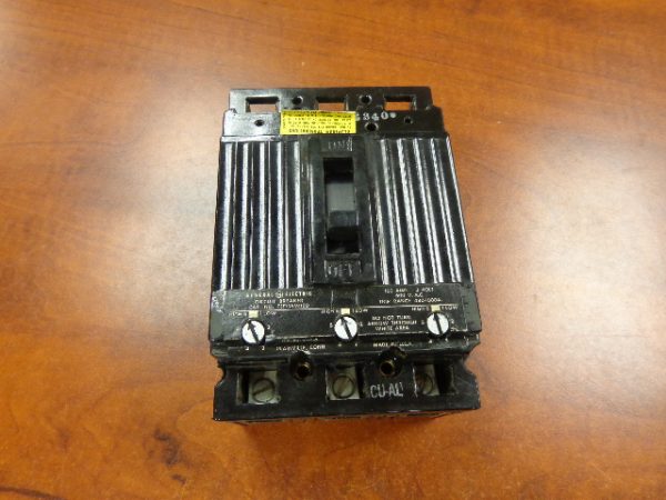 GENERAL ELECTRIC CIRCUIT BREAKER TEF136M1100