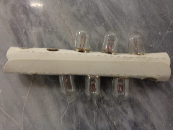 1866: MINIATURE LIGHT BULB