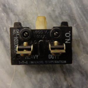 ITE CONTACT BLOCK NIB H31XNO