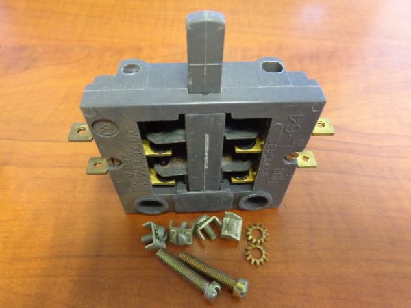 843D943G05: WESTINGHOUSE, ELECTRICAL INTERLOCK CONTACT BLOCK TYPE L-64 2-NO 600V MAX 200VA MAX DC
