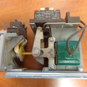 CUTLER HAMMER PNEUMATIC TIMER, 1658-44, 220V 60CY COIL 10337H180A