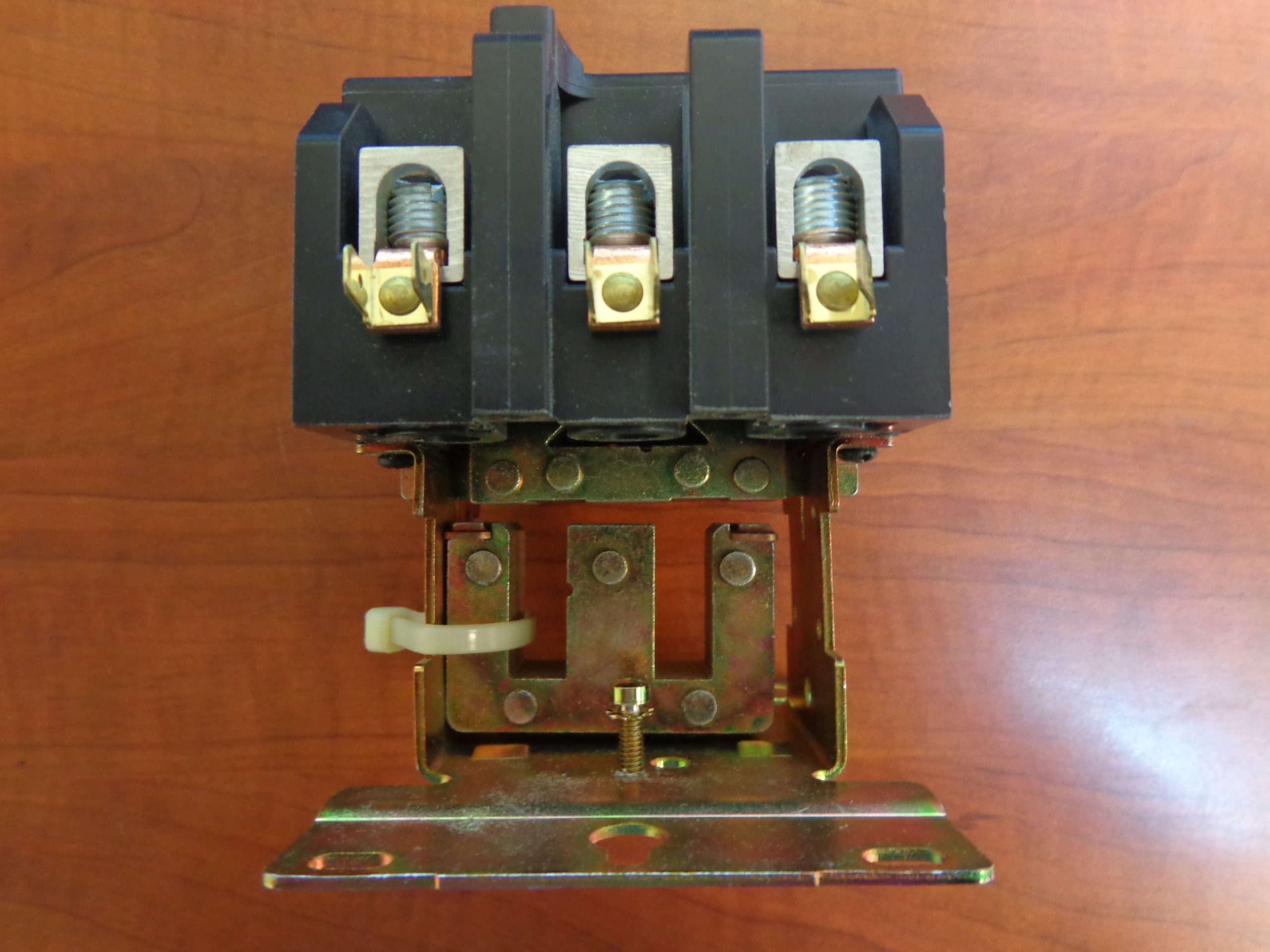 FURNAS DEFINITE PURPOSE CONTROLLER SERIES D, 75D4772G COIL-MISSING, 75FE472 CONTACT KI