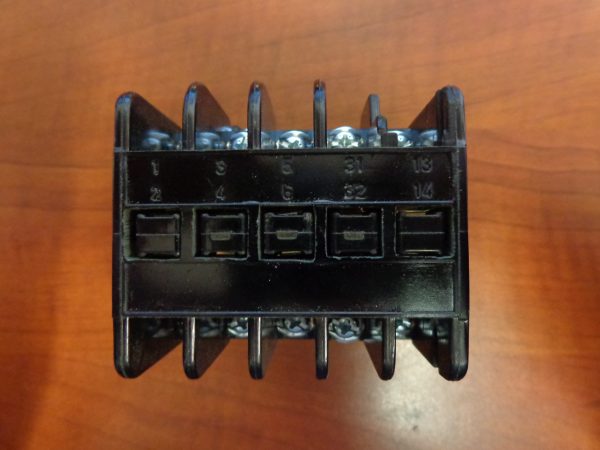 INTERTECH FOR SIEMENS ALLIS NEMA SIZE 1 CONTACTOR WITH COIL 220VDC, 60HZ P30263