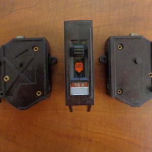 WADSWORTH ELECTRIC 15 AMP, SINGLE POLE CIRCUIT BREAKER ECM4