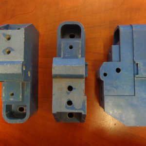 JOSLYN CLARK SYLVANIA BASE INSULATOR FOR 100 AND 150KD CONTACTORS C74-243801