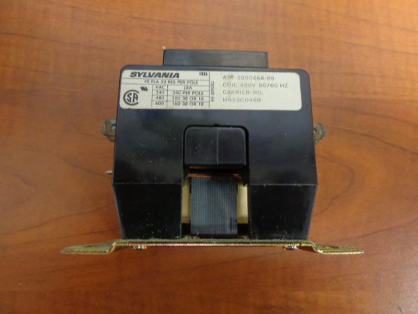 A77-309046A-88; SYLVANIA, 3 POLE CONTACTOR