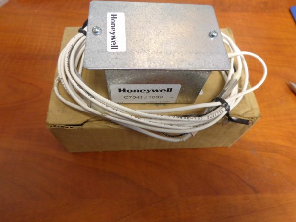 C7041J1009; HONEYWELL, TEMPERATURE SENSOR