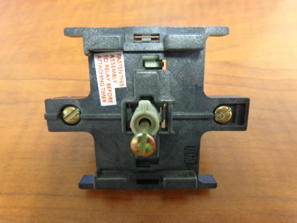 SQUARE D ATTACHMENT FOR TIMING RELAY(8501XTE14414) 8501XTE14414-2