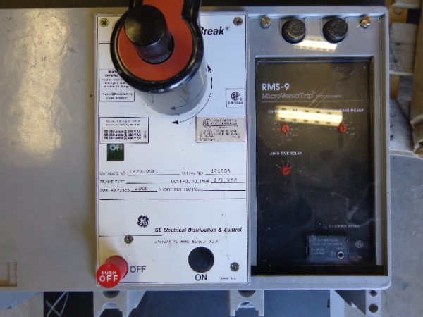 GENERAL ELECTRIC POWERBREAK CIRCUIT BREAKER TP2020SE1-2