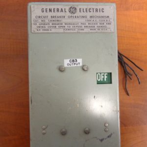 TJKMOMA1: GENERAL ELECTRIC, CIRCUIT BREAKER OPERATING MECHANISM