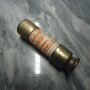 A2K5R: 5 AMP FUSE, SHAWMUT