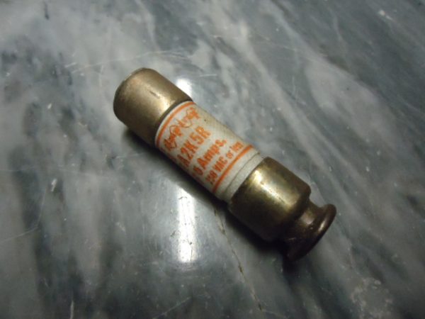 A2K5R: 5 AMP FUSE, SHAWMUT