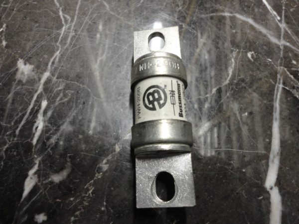 FWH-200B: BUSSMANN, 200 AMP FUSE 500VAC, IR 500V ~ 200kA, IR 500V - 50kA