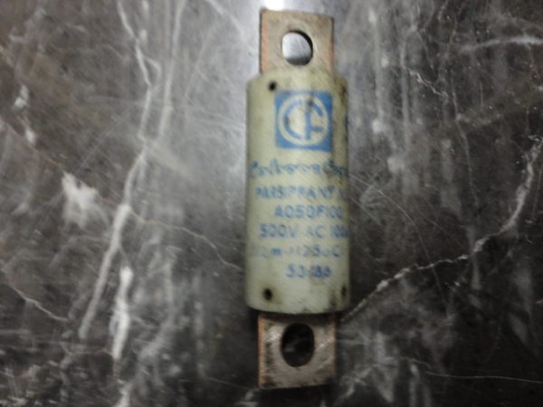 A050F100: CARBONE FUSE, FERRAZ-SHAWMUT