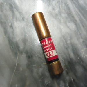 KAZ: COOPER / BUSSMANN, ACTUATOR SIGNAL DEVICE, 600VAC.