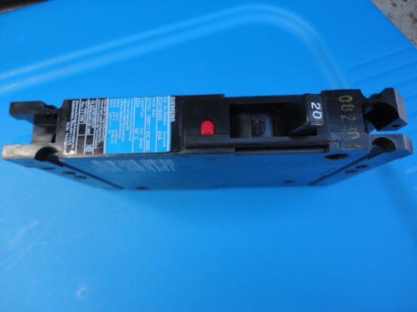 ED41B020: BREAKER, SIEMENS