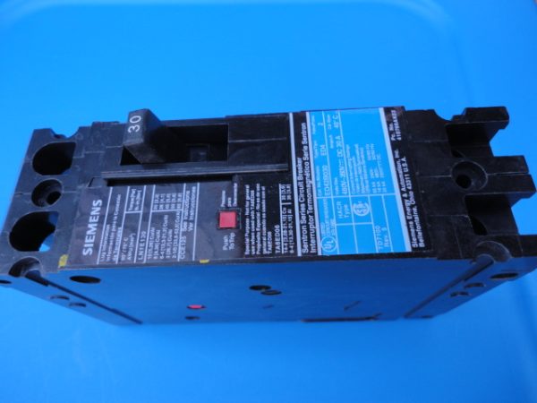 ED42B030: BREAKER, SIEMENS