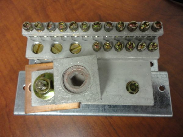 DEH40290: GROUNDING BAR, GENERAL ELECTRIC