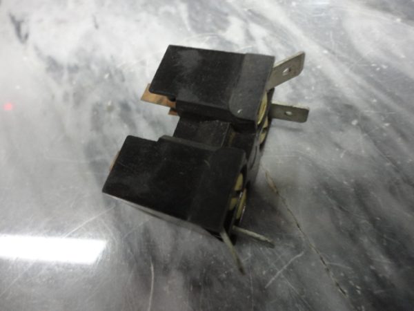 9999-R10: N.O. HOIST CONTACT, SQUARE D