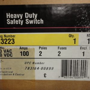 TH3223: GENERAL ELECTRIC, HEAVY DUTY SAFETY SWITCH 100 AMP, 2 POLE, FUSIBLE, 240VAC / 250VDC, MODEL 10, NEMA TYPE 1 INDOOR ENCLOSURE.