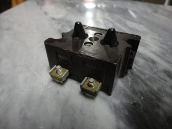 10250T1: EATON / CUTLER-HAMMER, CONTACT BLOCK 1N.O. & 1N.C. RATED A600 & P600