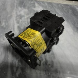 9003-K2F006NA: CAM SWITCH, SQUARE D