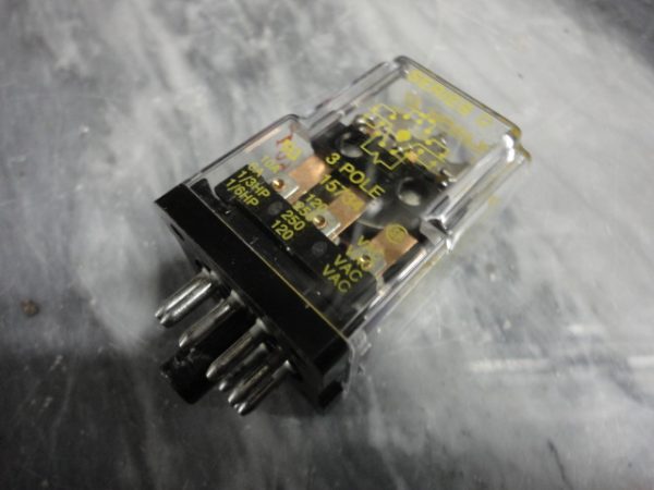 8501-KPD13P14V63: RELAY, SQUARE D