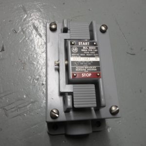 ALLEN BRADLEY HEAVY DUTY PUSH BUTTON ENCLOSURE 2 UNIT, TYPE 4X, SERIES C 800H-2HZ4R