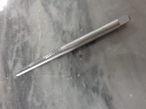 628-20: TRIPLE TAP 10-24 12-24 AND 1/4-20, KLEIN