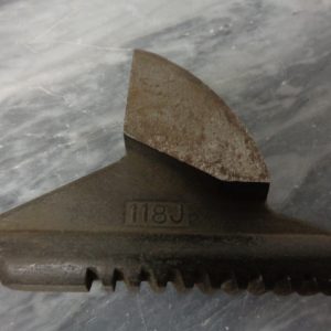 AC118J: 18IN ADJUSTABLE WRENCH REPAIR JAW,