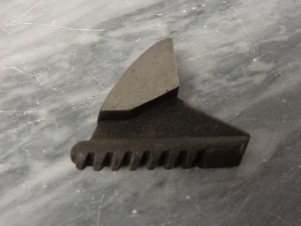 AT112J: ADJUSTABLE WRENCH REPAIR JAW,