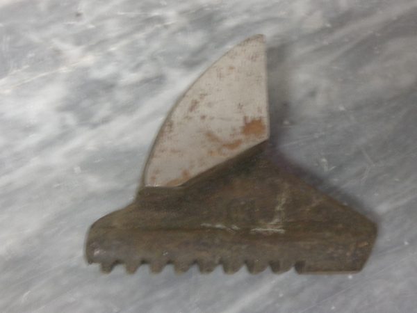 AT115J: ADJUSTABLE WRENCH REPAIR JAW,