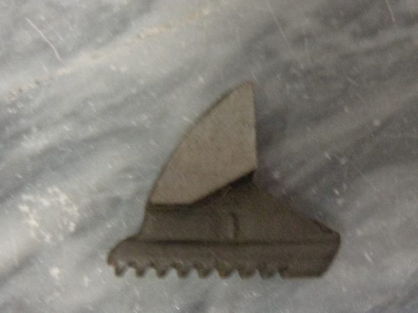 AT16J: ADJUSTABLE WRENCH REPAIR JAW,