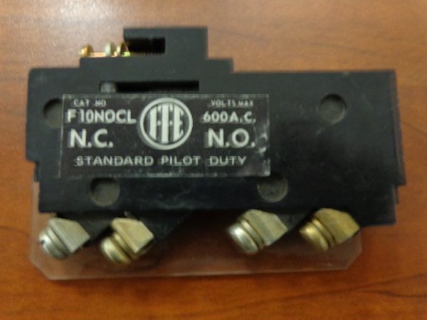 F10N0CL: AUXILIARY, TELEMECANIQUE 1-NO/11NC LEFT HAND