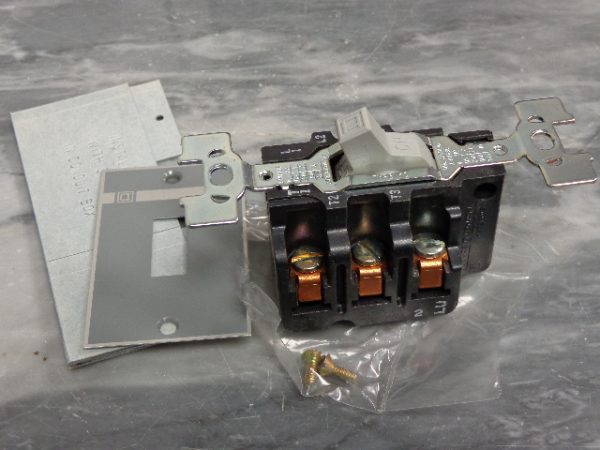 2510-K02: SQUARE D MANUAL SWITCH