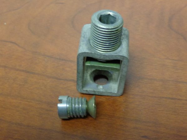 T225LA: EATON WESTINGHOUSE LUG, CUTLER HAMMER