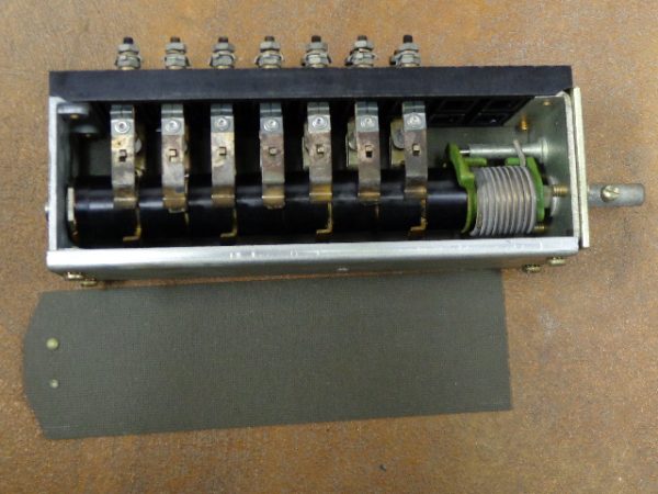 1481651-D: SWITCH, WESTINGHOUSE
