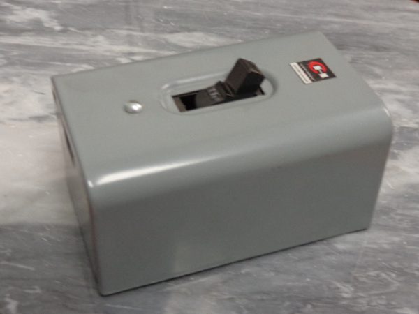 9101H74A: MANUAL STARTER, CUTLER HAMMER