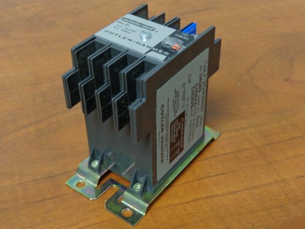 D40RBAB: RELAY, CUTLER HAMMER