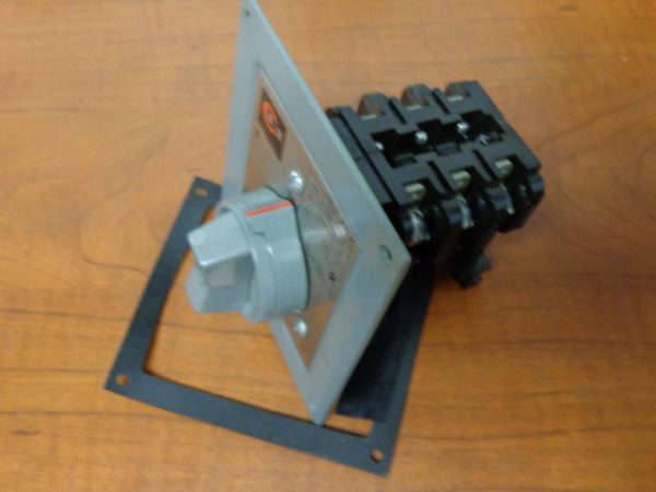 9441H275: DB1 DRUM SWITCH, CUTLER HAMMER