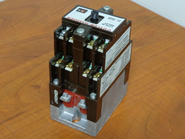 D26MR802A: CUTLER HAMMER, 8 POLE, LATCHING RELAY, TYPE M