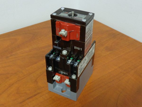 D23MR402A: RELAY, CUTLER HAMMER